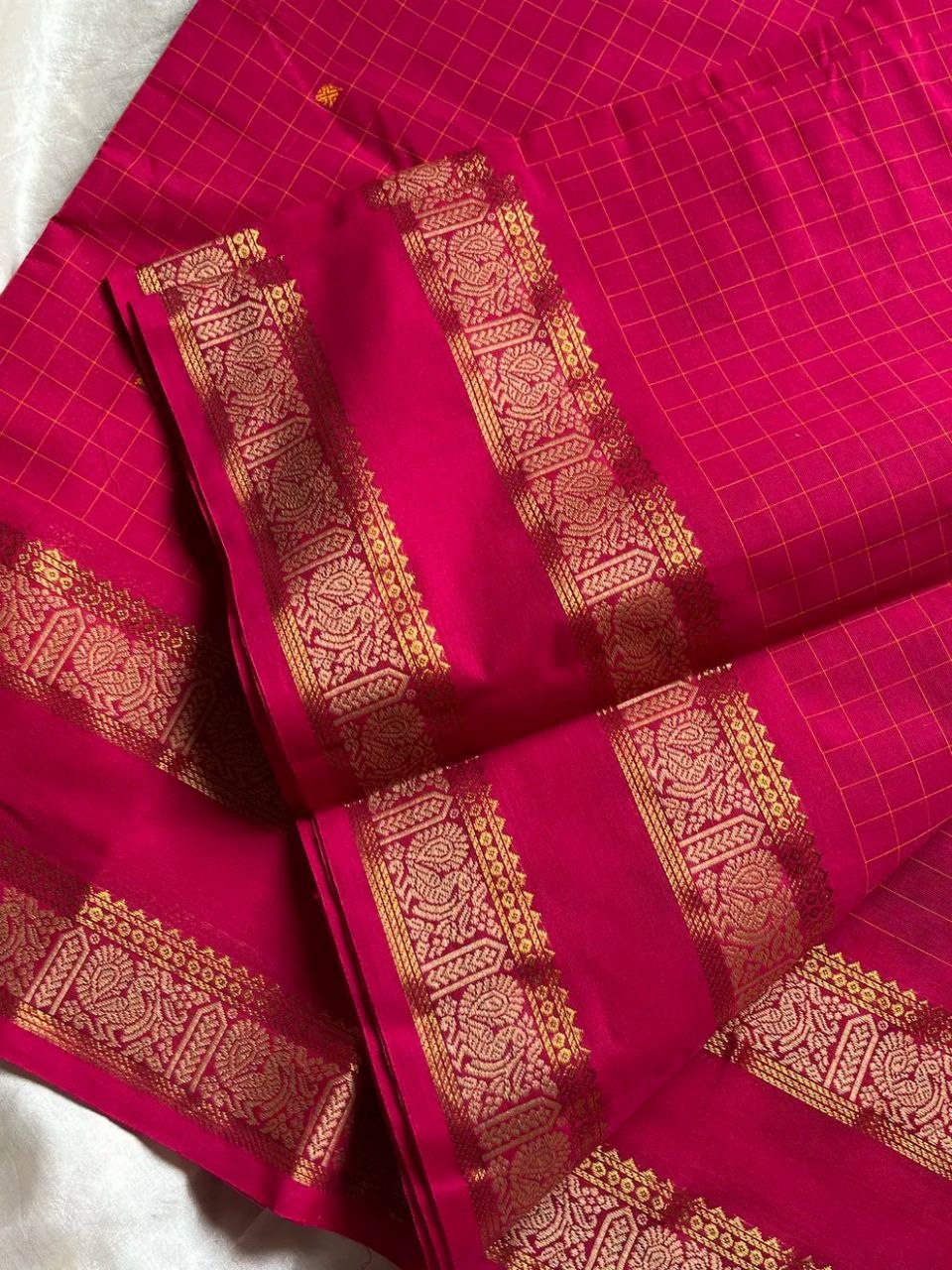 Kattam Edit – Pink Checked Chettinadu Cotton Saree